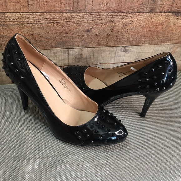 torrid Shoes - TORRID Black Patent Leather Studded Heels .
